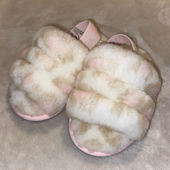COPY - Panther print toddler UGG slides - Picture 2 of 6